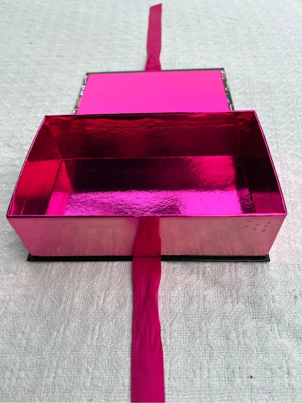 VICTORIA'S SECRET GIFT BAG and BOX BUNDLE